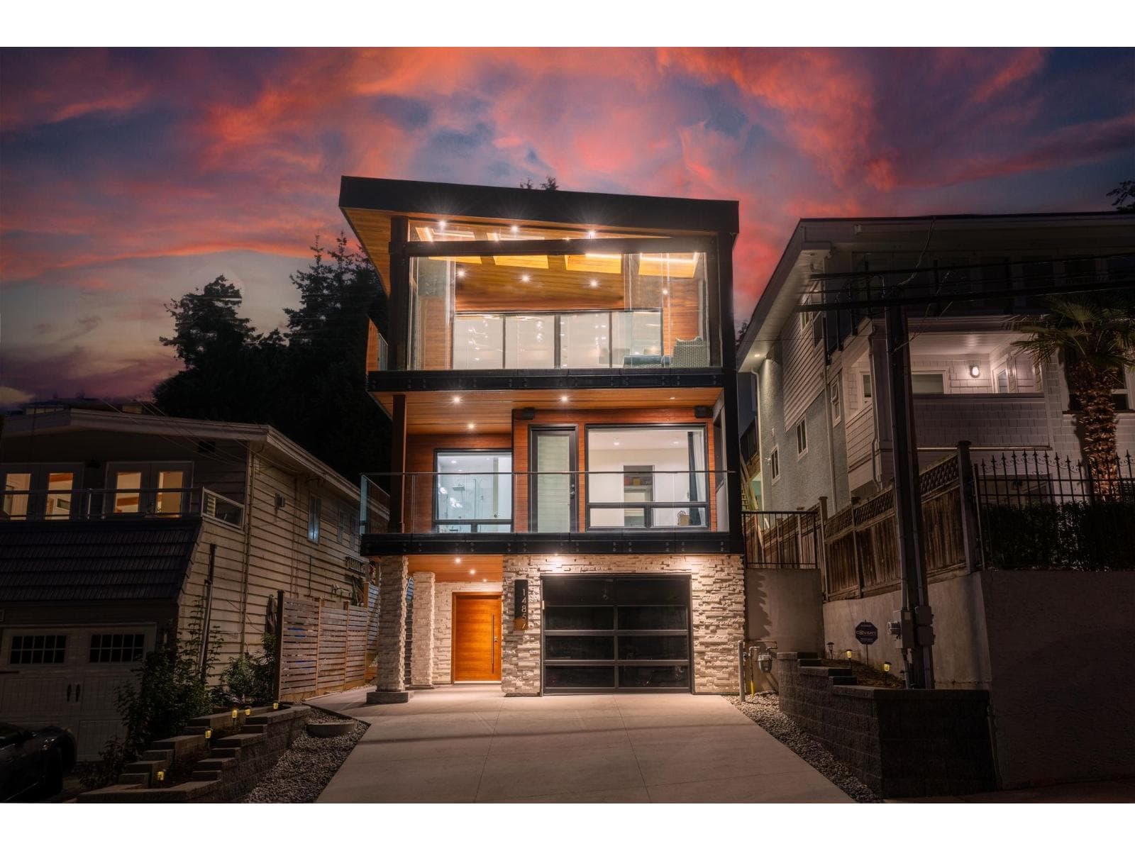 , White Rock, — White Rock - Main photo