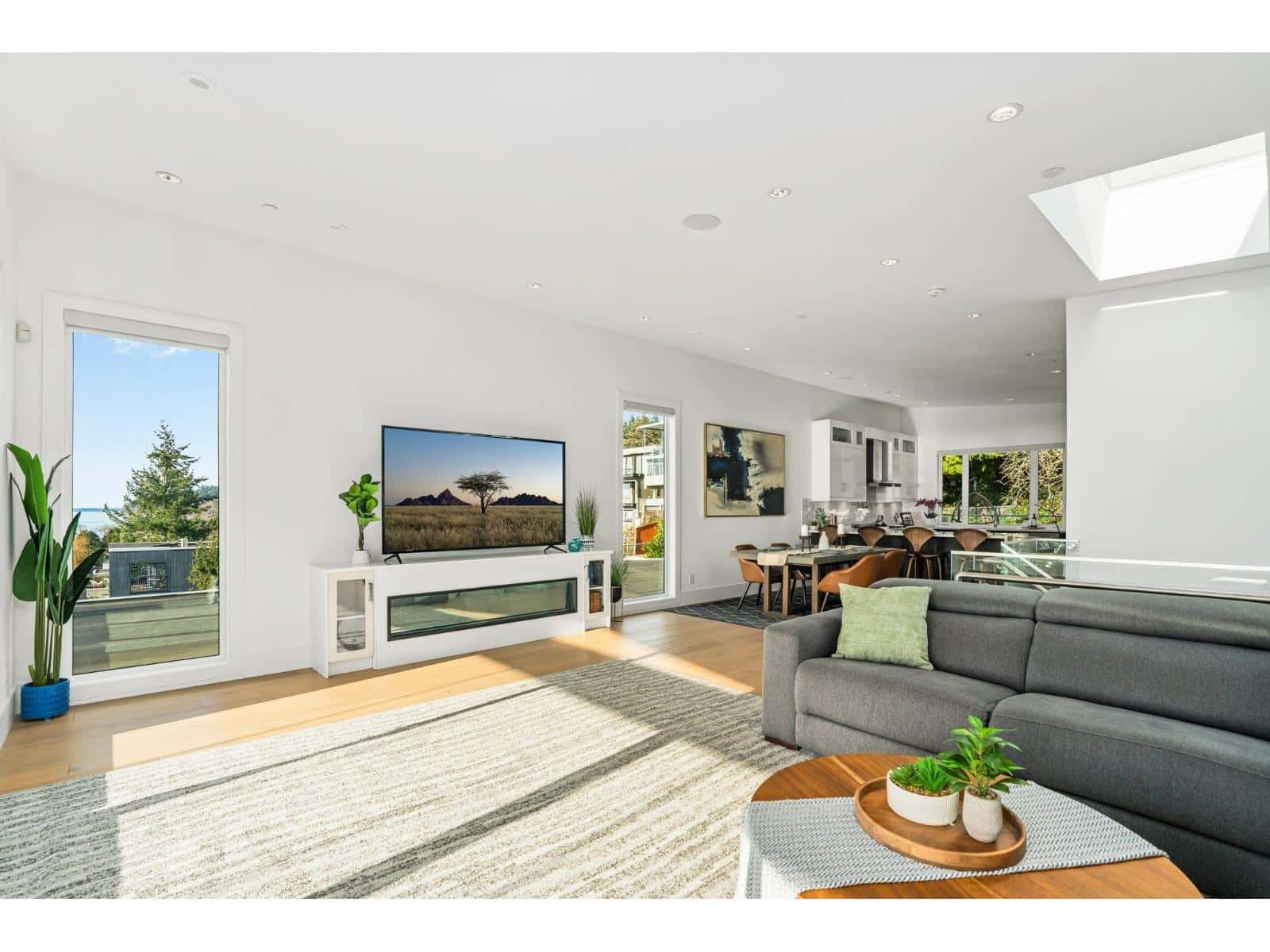 , White Rock, — White Rock - Photo 2 of 40