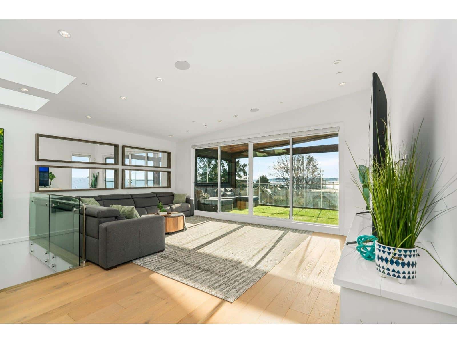 , White Rock, — White Rock - Photo 3 of 40