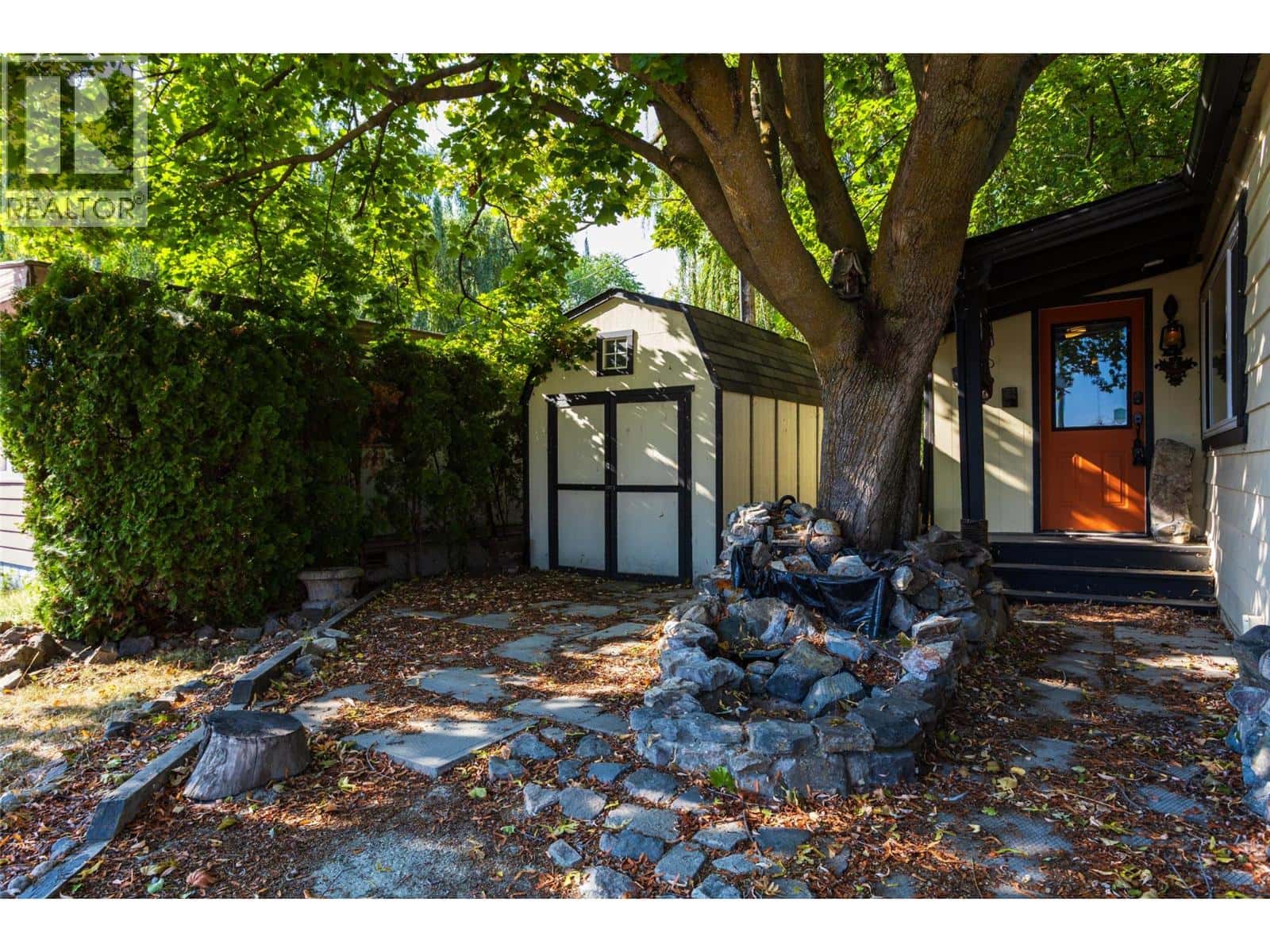 , West Kelowna, — West Kelowna - Photo 3 of 39