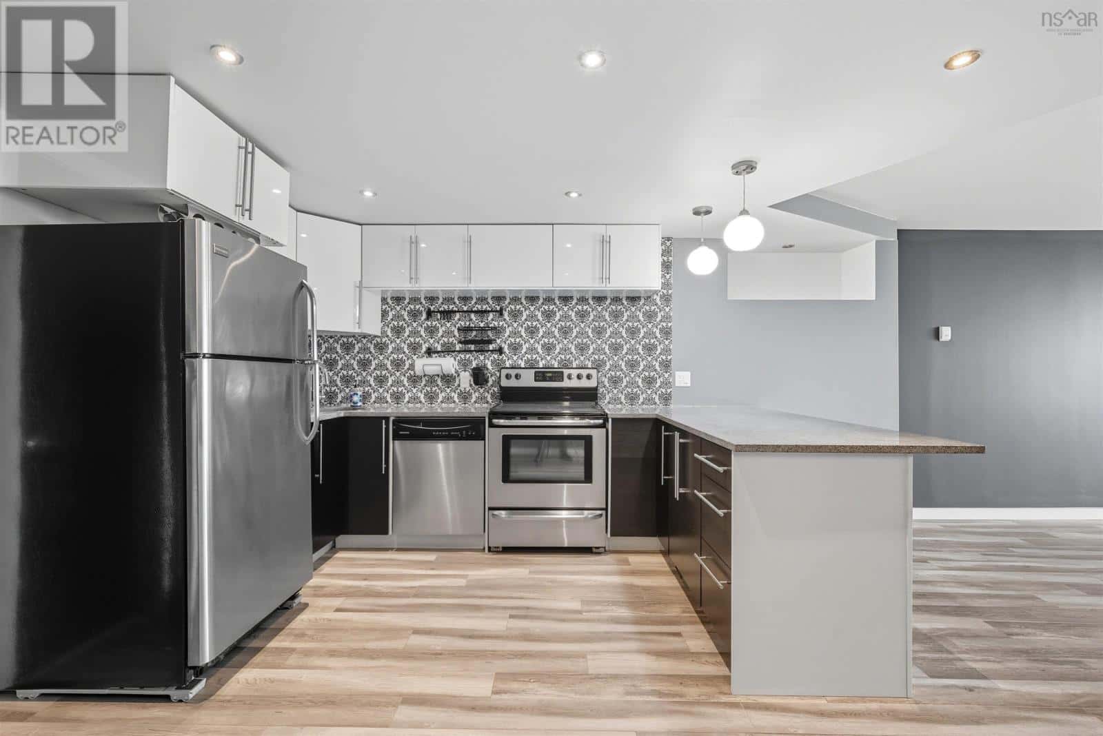 , South End, Nova Scotia — South End, Nova Scotia - Photo 4 of 74