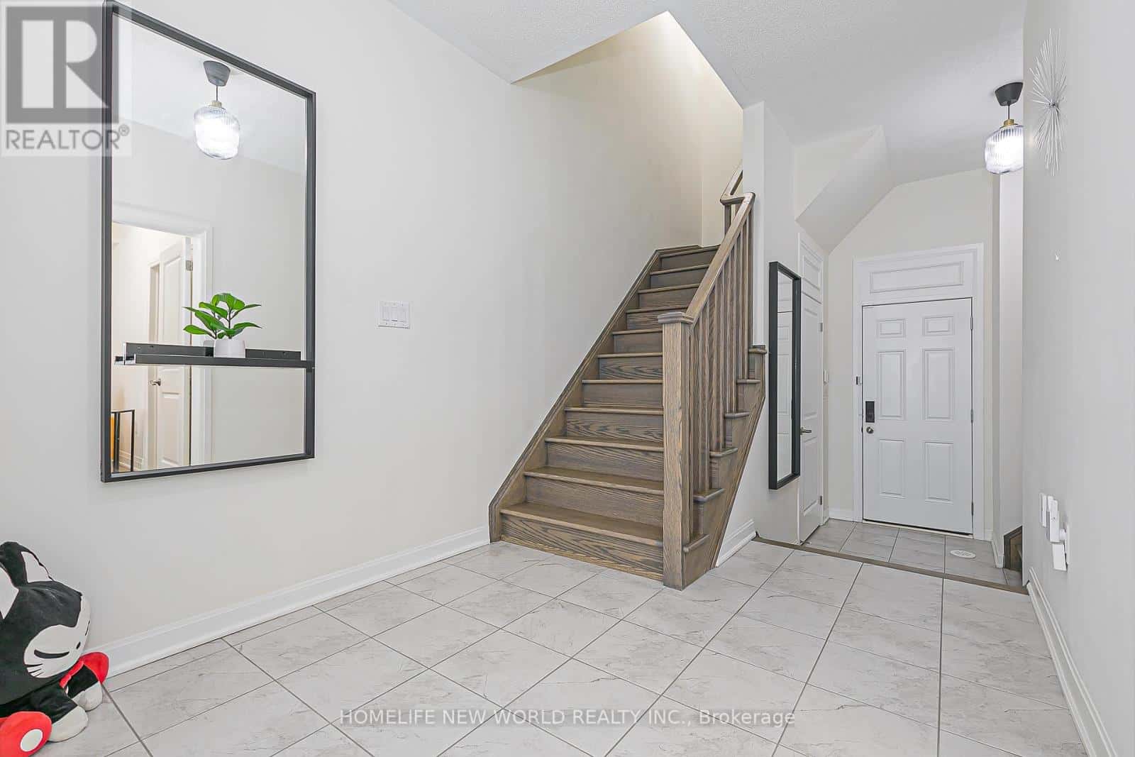 , Richmond Hill, Ontario — Richmond Hill, Ontario - Photo 5 of 78