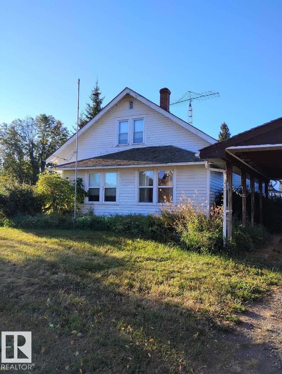 , Innisfree, Alberta — Innisfree, Alberta - Photo 4 of 114