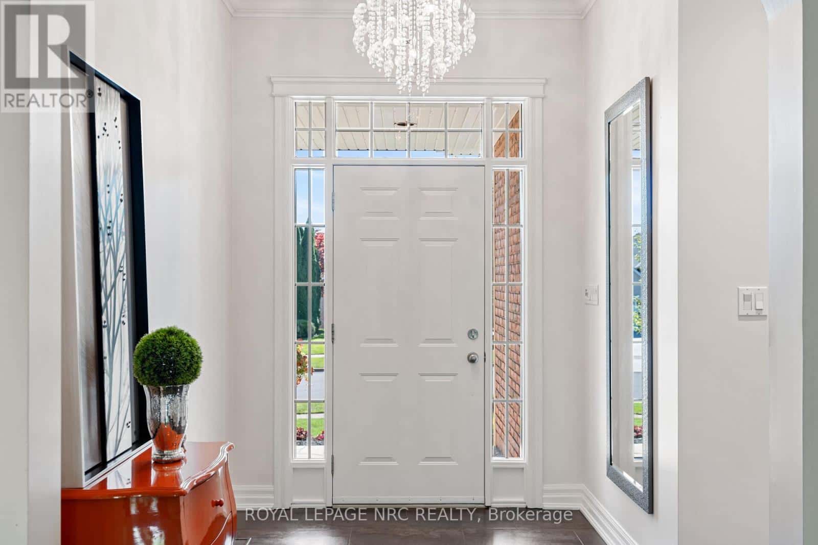 , Niagara Falls (Mt. Carmel), — Niagara Falls (Mt. Carmel) - Photo 4 of 18