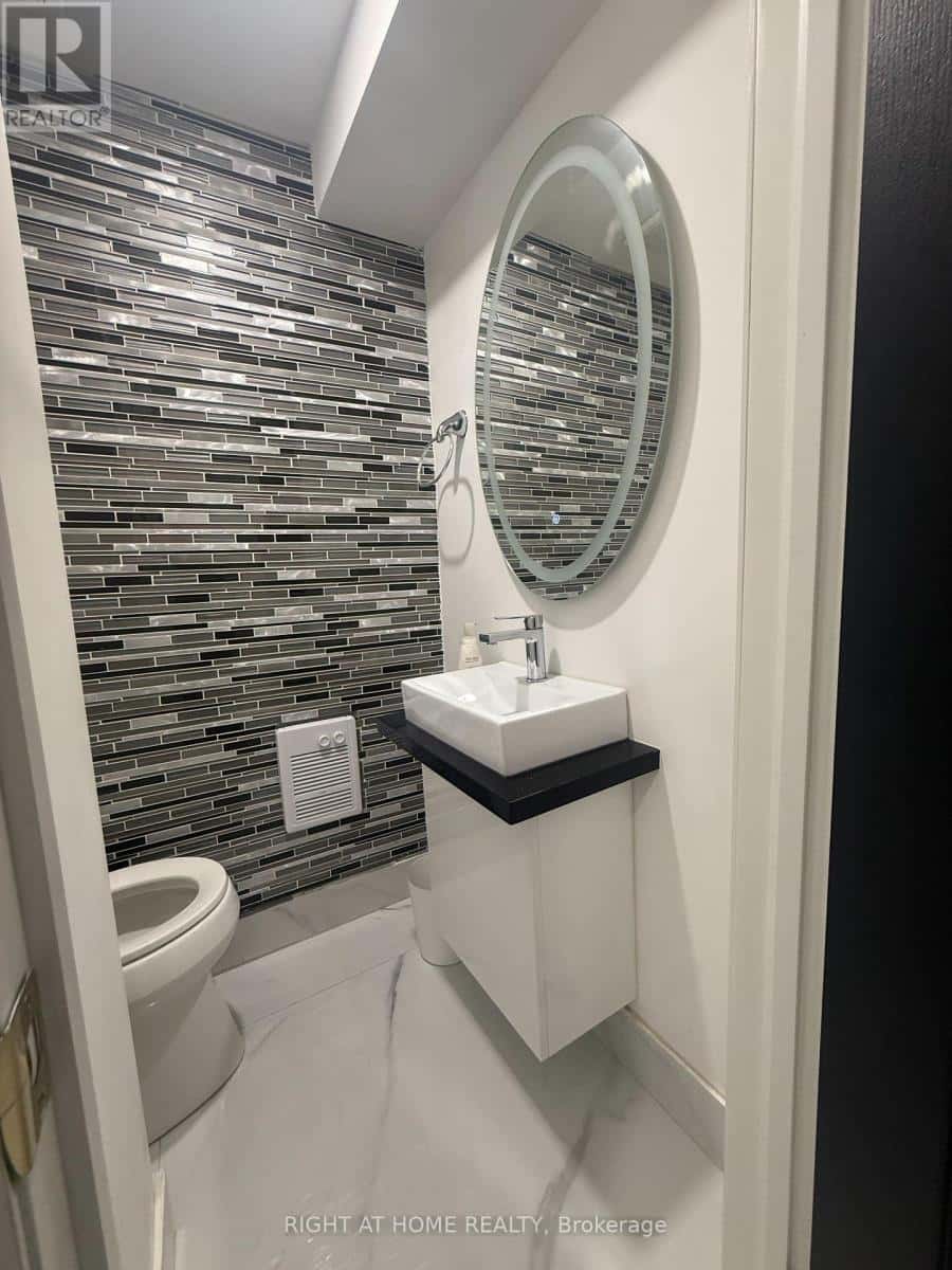 , Aurora (Aurora Village), Ontario — Aurora (Aurora Village), Ontario - Photo 5 of 16