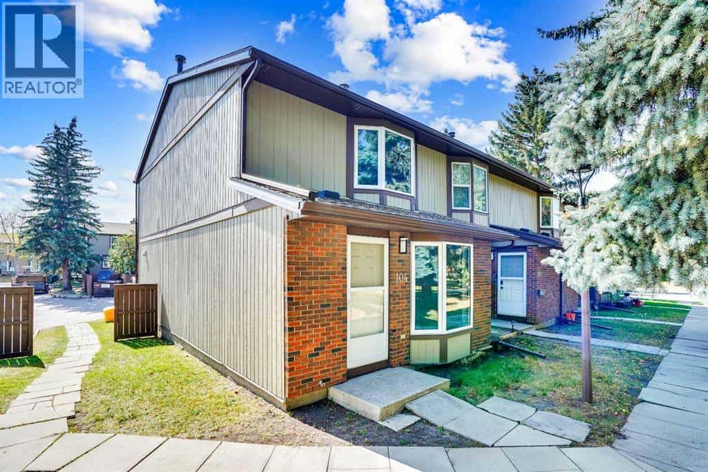 , Calgary, Alberta — Calgary, Alberta - Photo 2 of 74