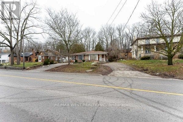 , Cambridge, — Cambridge - Main photo