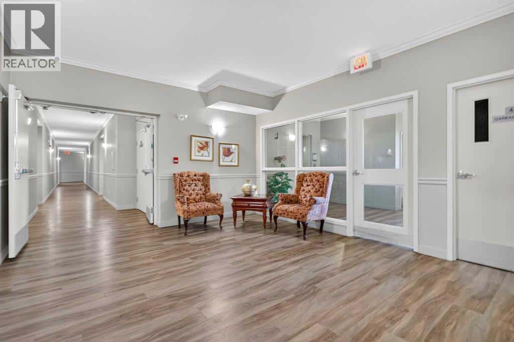 , Calgary, Alberta — Calgary, Alberta - Photo 4 of 90