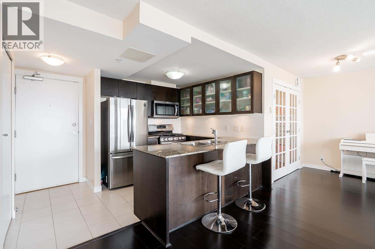 , Richmond, British Columbia — Richmond, British Columbia - Photo 3 of 24