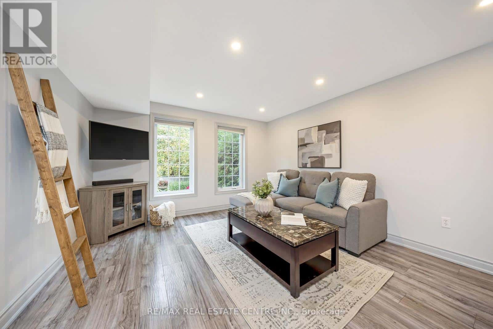 153 CARTERS LANE — Guelph/Eramosa (Rockwood) - Photo 2 of 29