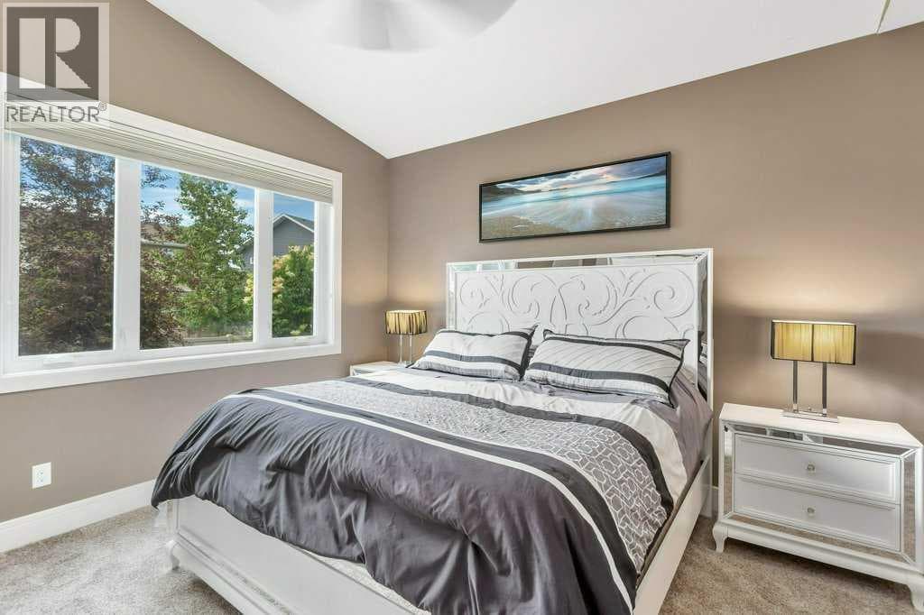 19 Trump Place — Red Deer - Main photo