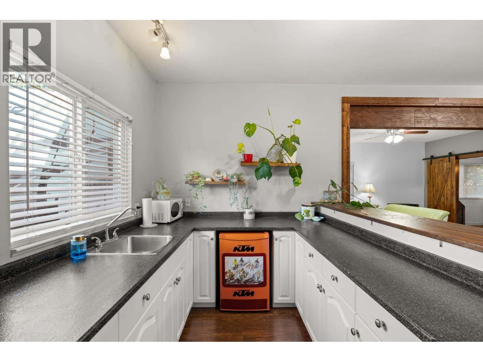 11970 249A STREET — Maple Ridge - Photo 4 of 80