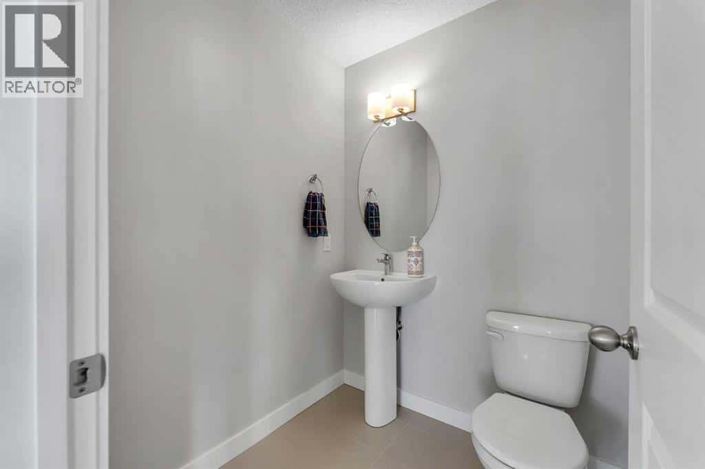 342 Canals Crossing SW — Airdrie - Photo 4 of 74