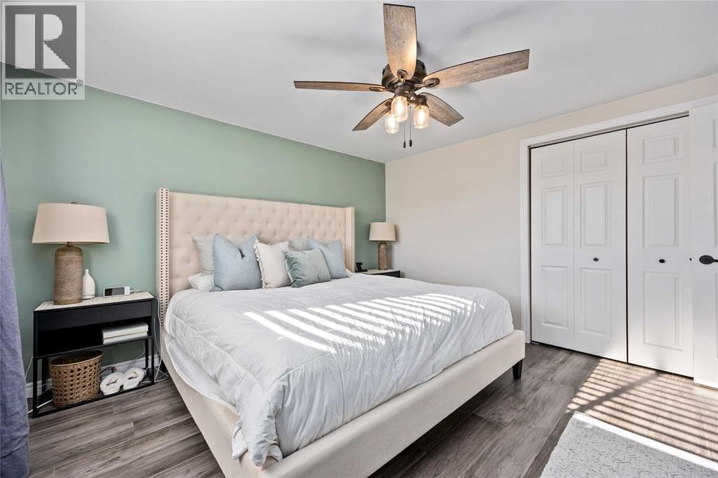 , Plympton-Wyoming, Ontario — Plympton-Wyoming, Ontario - Main photo