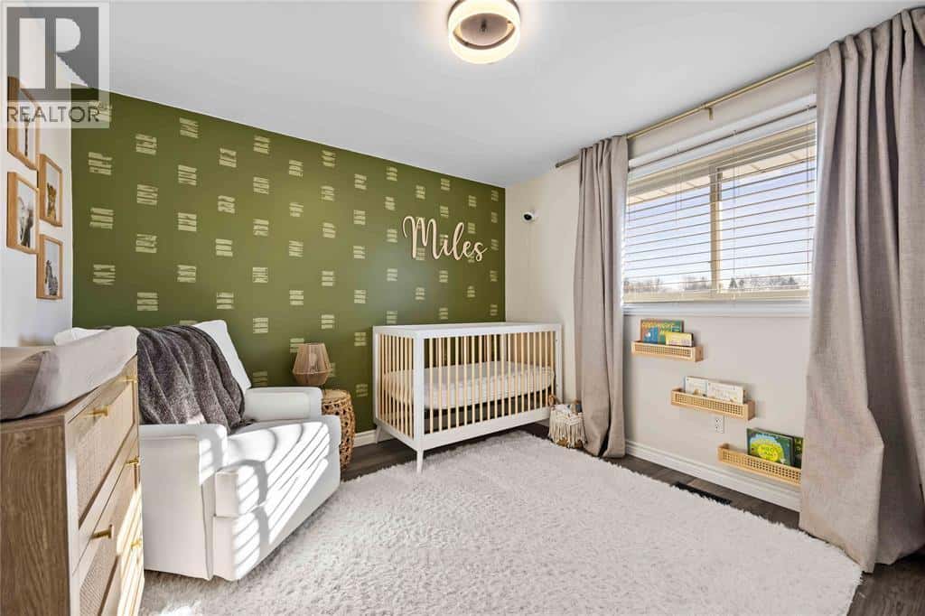 , Plympton-Wyoming, Ontario — Plympton-Wyoming, Ontario - Photo 3 of 50