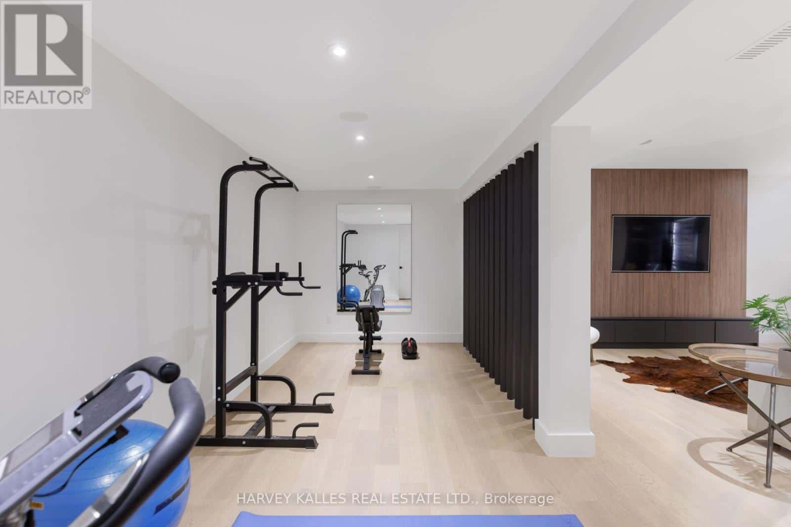 , Mississauga (Lorne Park), — Mississauga (Lorne Park) - Photo 5 of 50