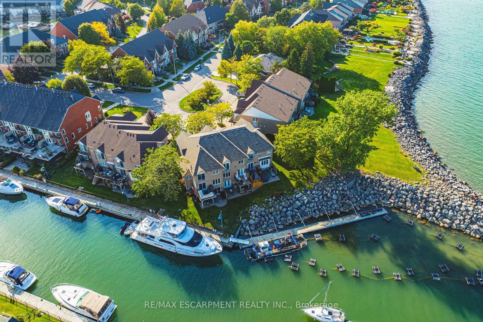 6 - 85 EDGEWATER DRIVE — Hamilton (Lakeshore) - Main photo