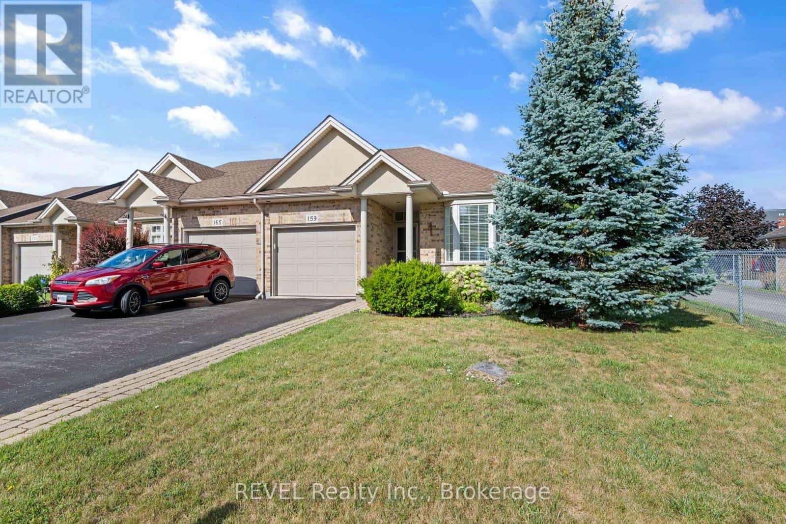 159 WILLOWLANDING COURT — Welland (N. Welland) - Photo 3 of 46