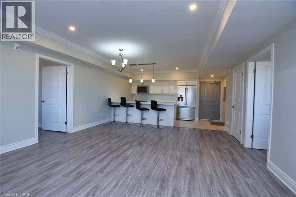 , Caledonia, — Caledonia - Photo 3 of 31