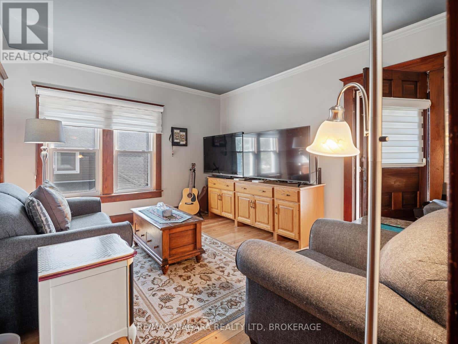 , Fort Erie (Central), — Fort Erie (Central) - Photo 2 of 63