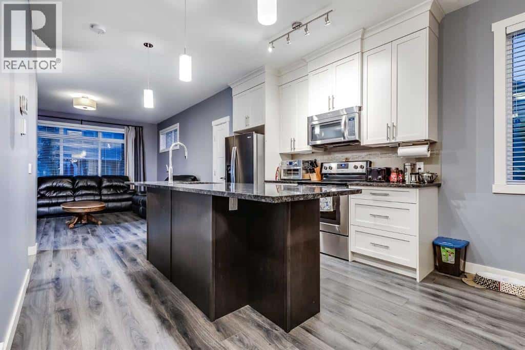 , Calgary, Alberta — Calgary, Alberta - Photo 5 of 25