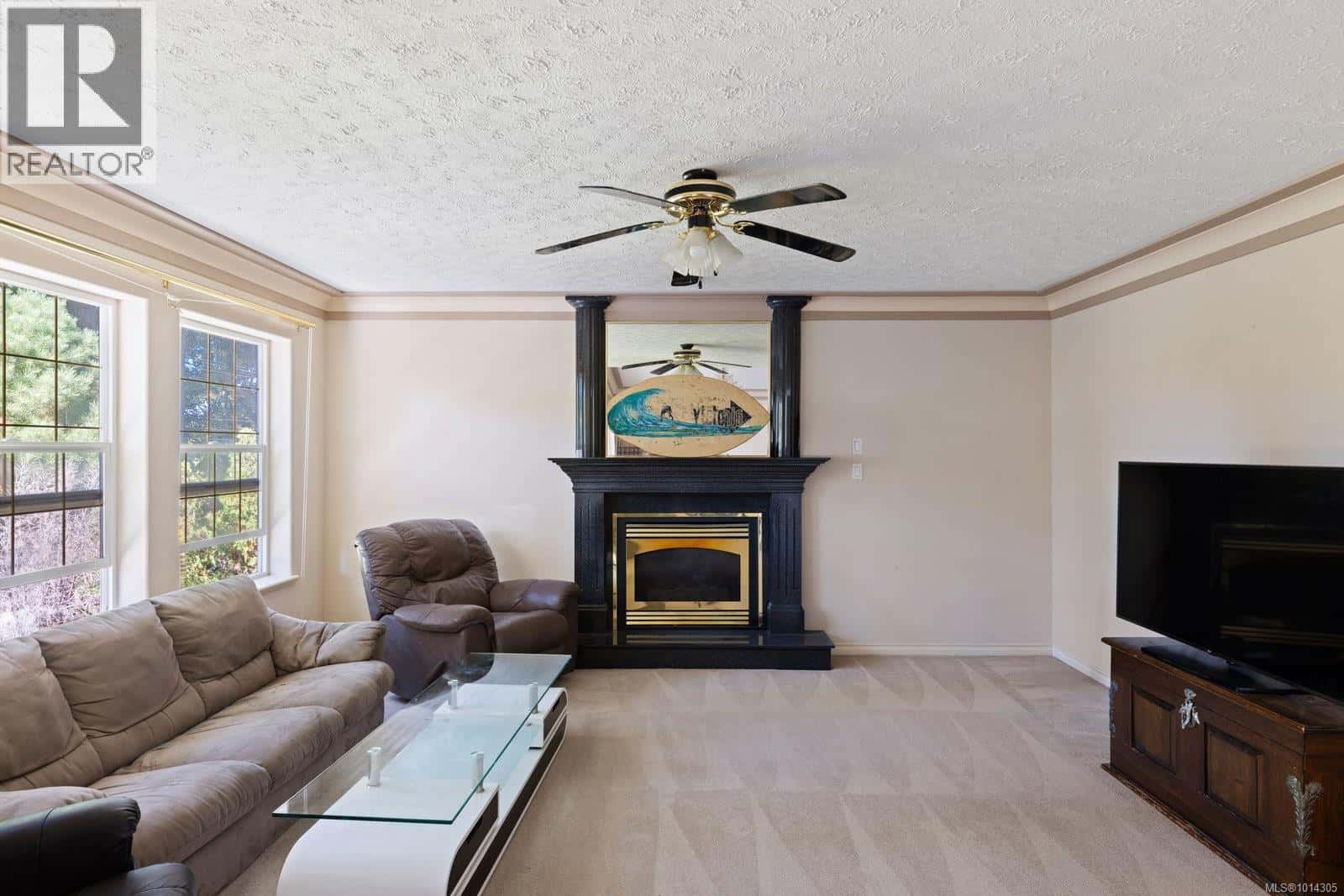 , Saanich, — Saanich - Photo 5 of 32