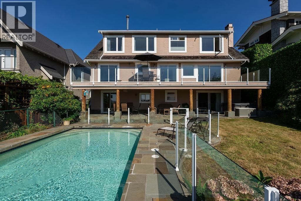 2316 NELSON AVENUE — West Vancouver - Main photo