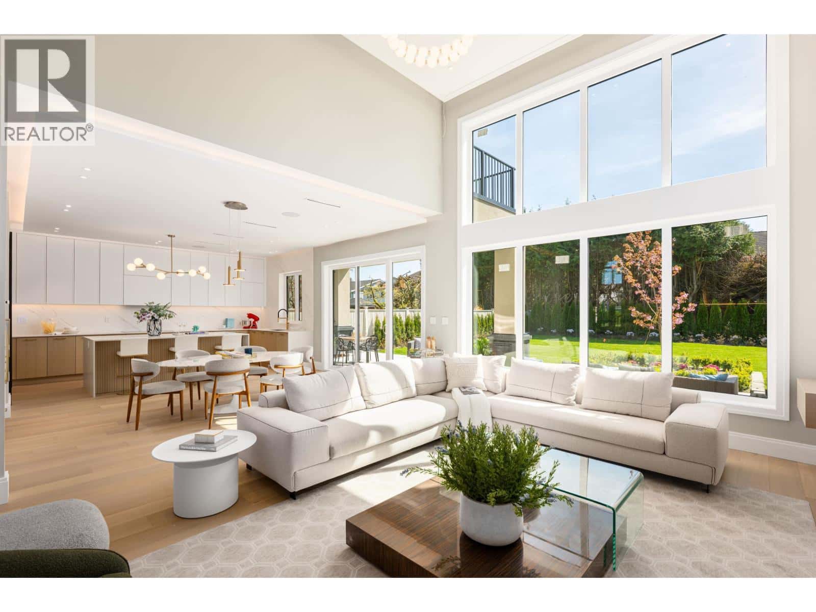 , Richmond, British Columbia — Richmond, British Columbia - Photo 4 of 37