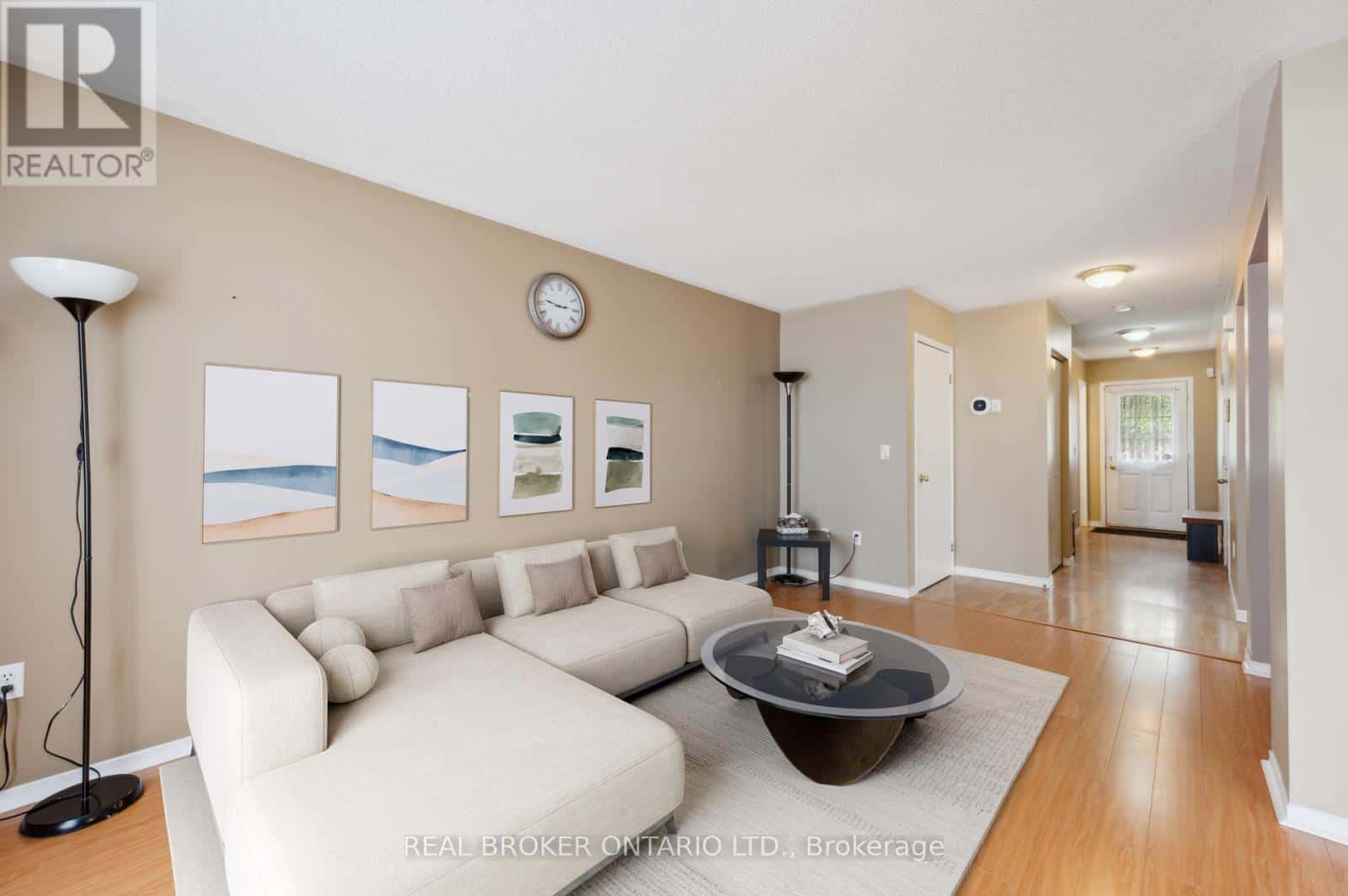 , Waterloo, — Waterloo - Photo 2 of 37