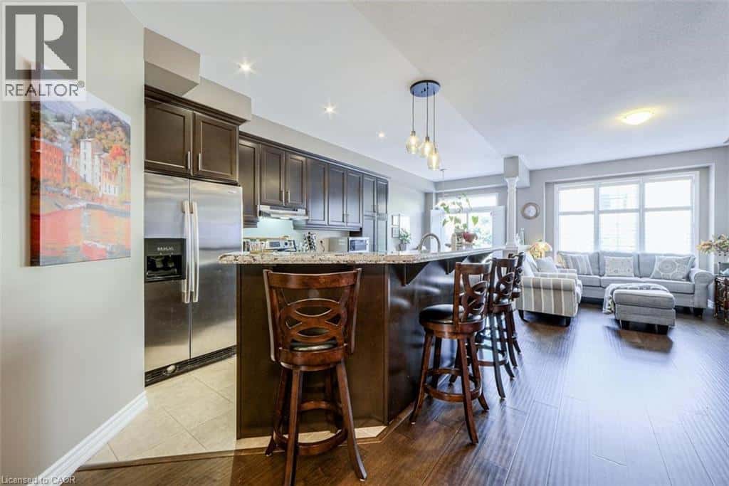 , Waterdown, — Waterdown - Photo 3 of 50