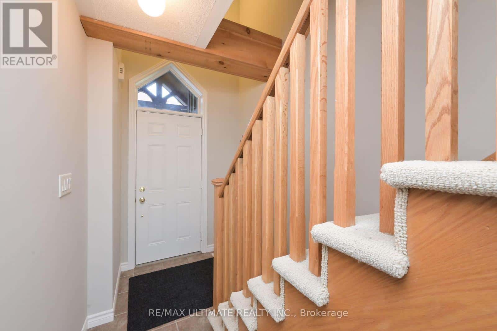 , Collingwood, Ontario — Collingwood, Ontario - Photo 4 of 24