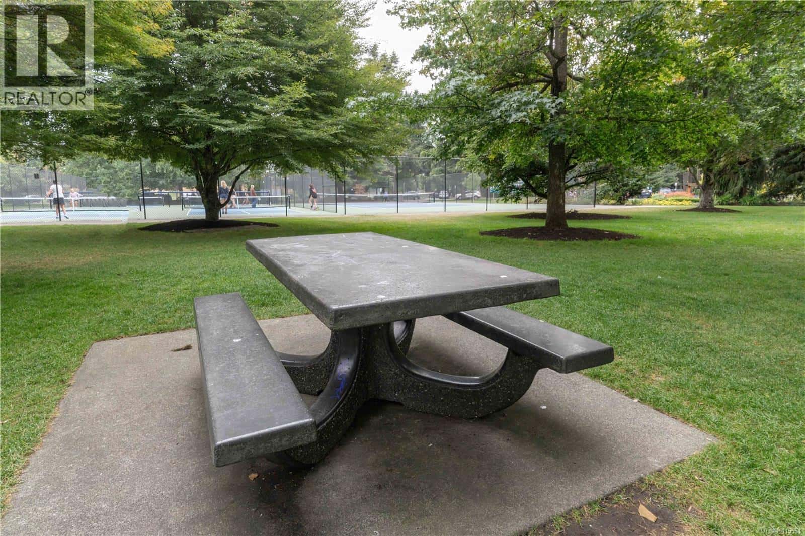 , Parksville, — Parksville - Photo 3 of 23