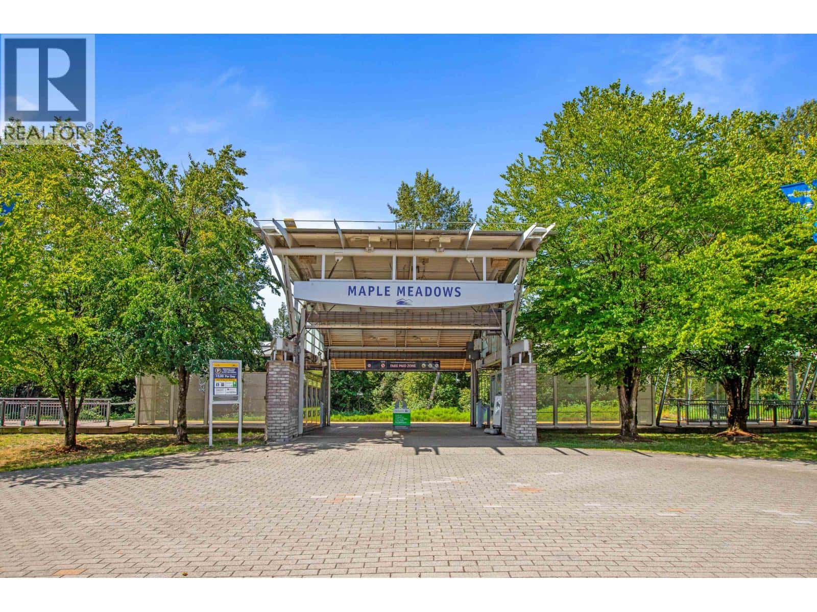 , Maple Ridge, British Columbia — Maple Ridge, British Columbia - Photo 3 of 27