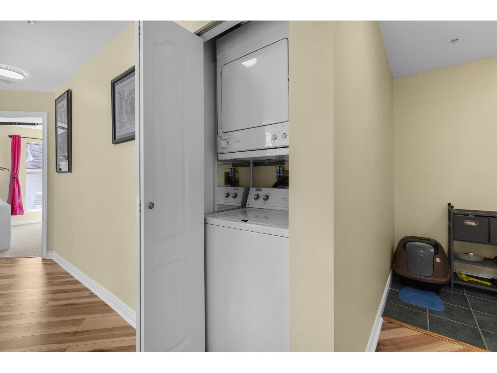 , Langley, — Langley - Main photo