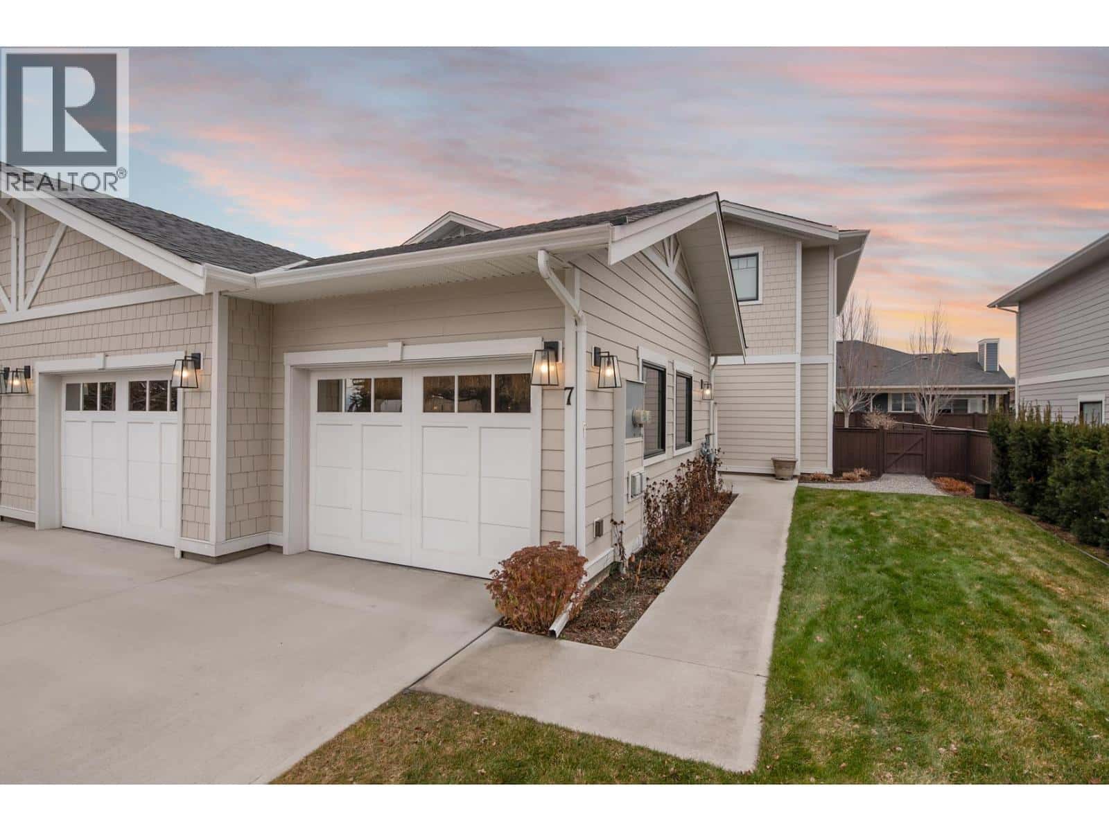 1940 KLO Road Unit# 7 — Kelowna, British Columbia - Photo 2 of 65