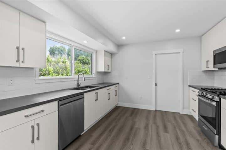 33686 5A AVENUE — Mission - Photo 2 of 33