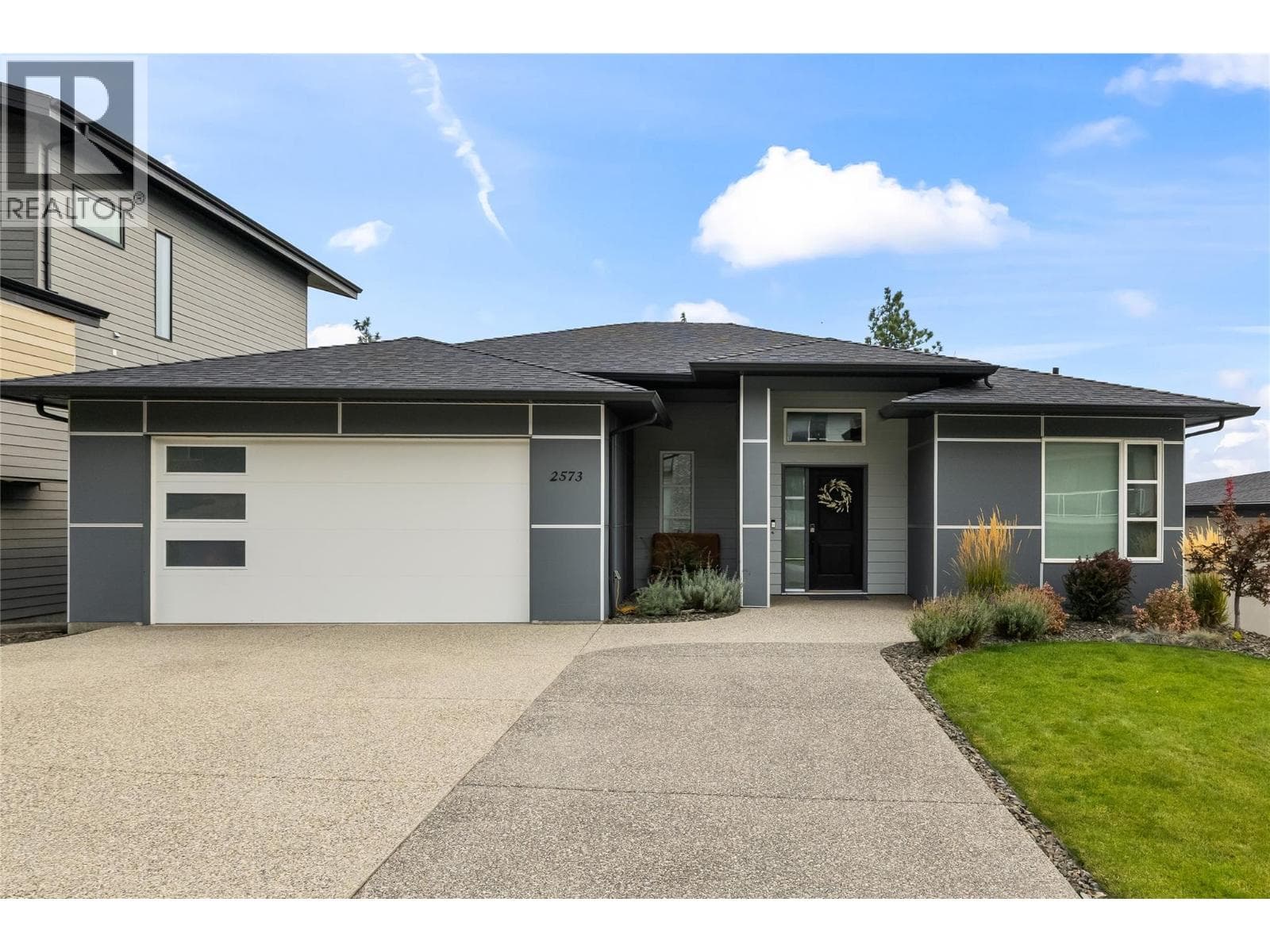 , West Kelowna, — West Kelowna - Main photo