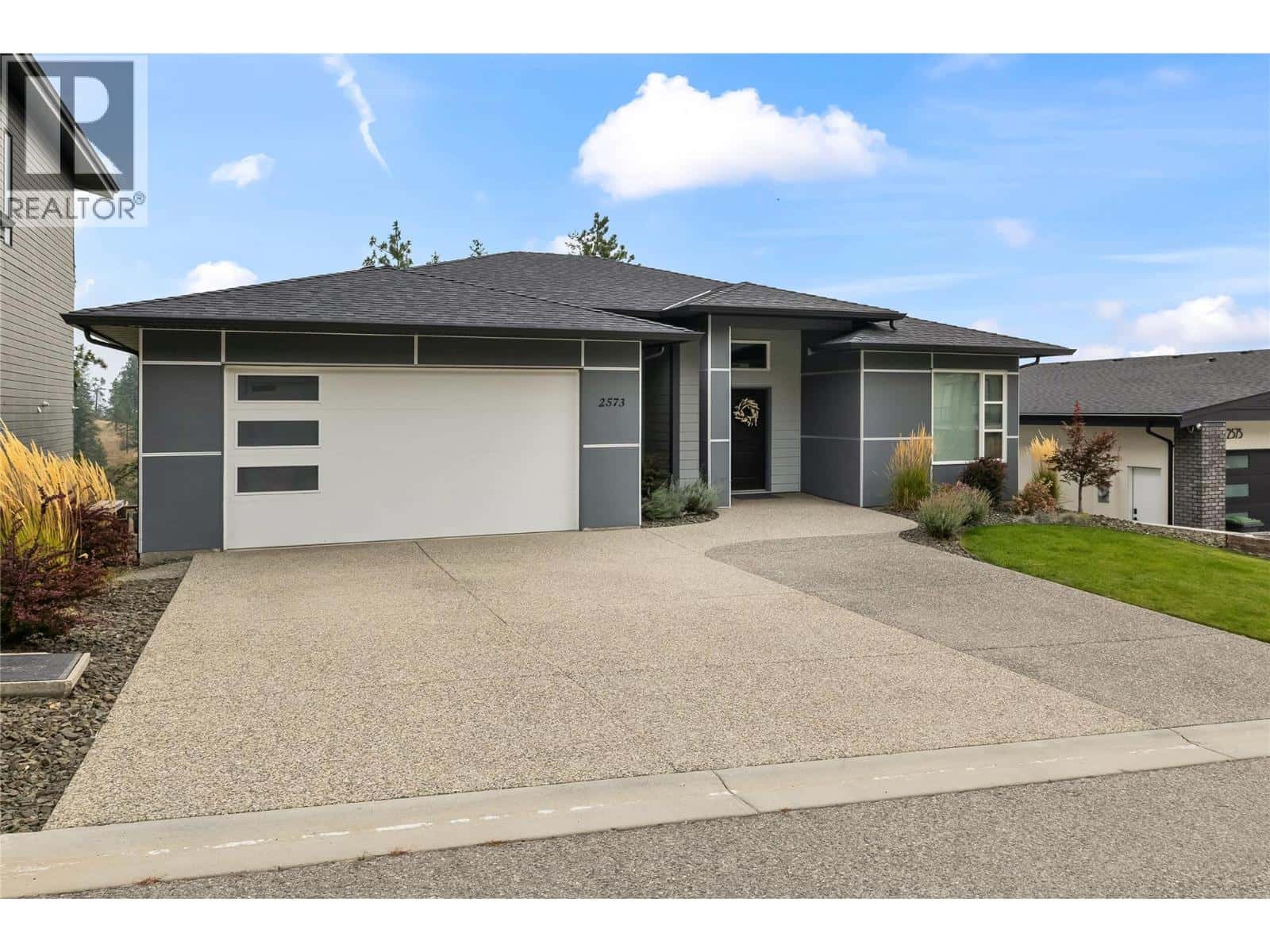 , West Kelowna, — West Kelowna - Photo 2 of 54