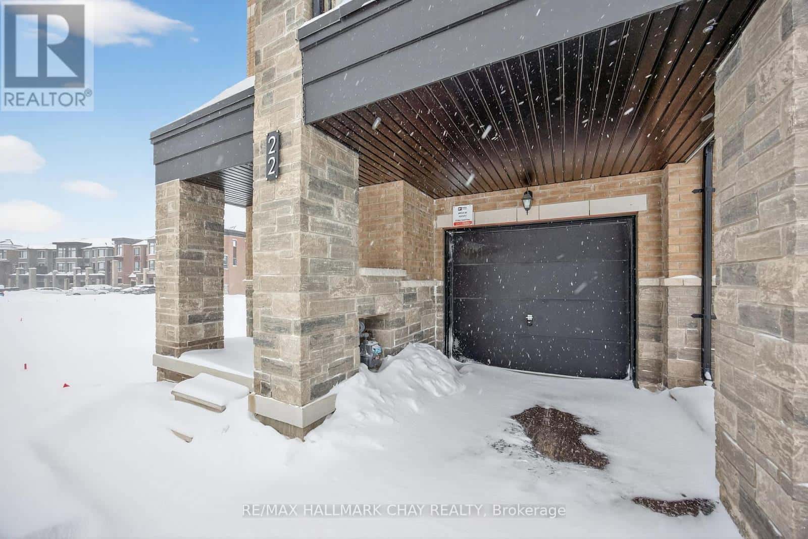 , Barrie (Innis-Shore), — Barrie (Innis-Shore) - Photo 2 of 26