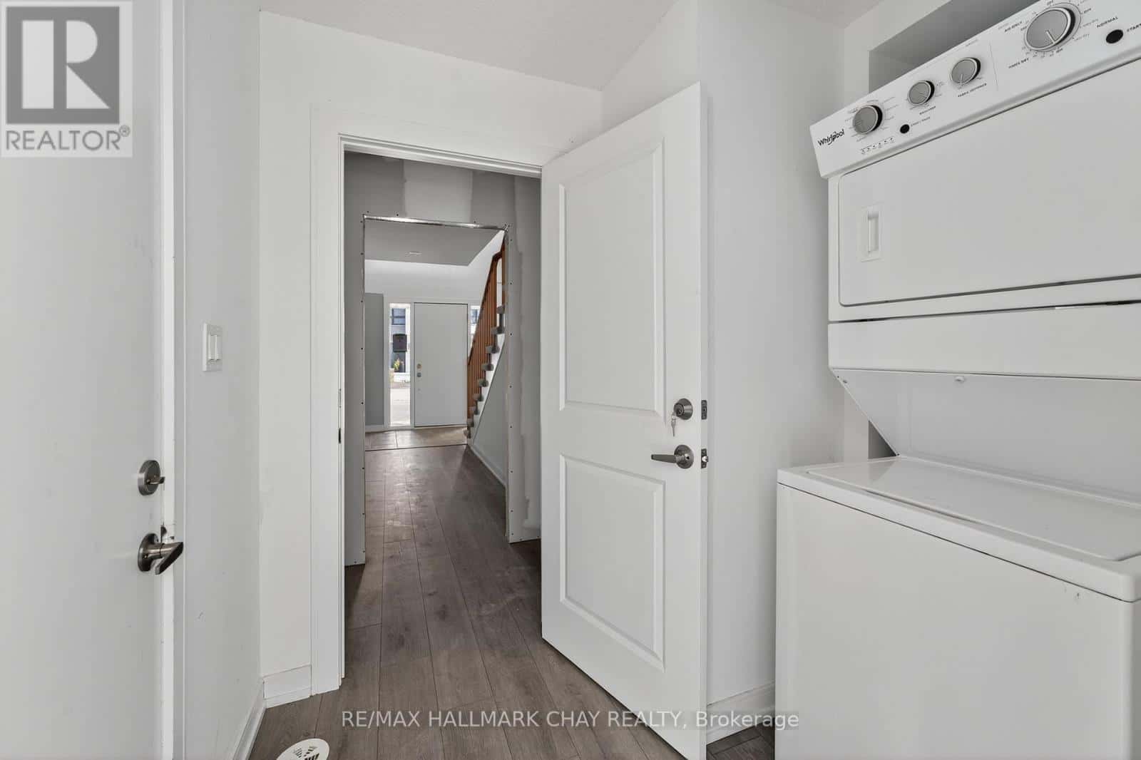 , Barrie (Innis-Shore), — Barrie (Innis-Shore) - Photo 3 of 26