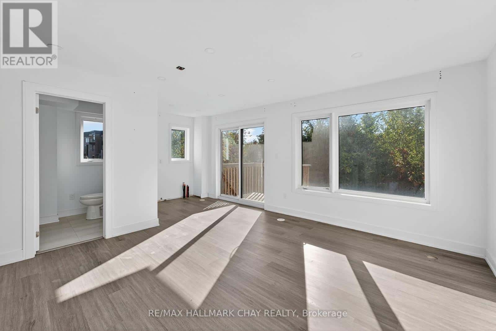 , Barrie (Innis-Shore), — Barrie (Innis-Shore) - Photo 5 of 26