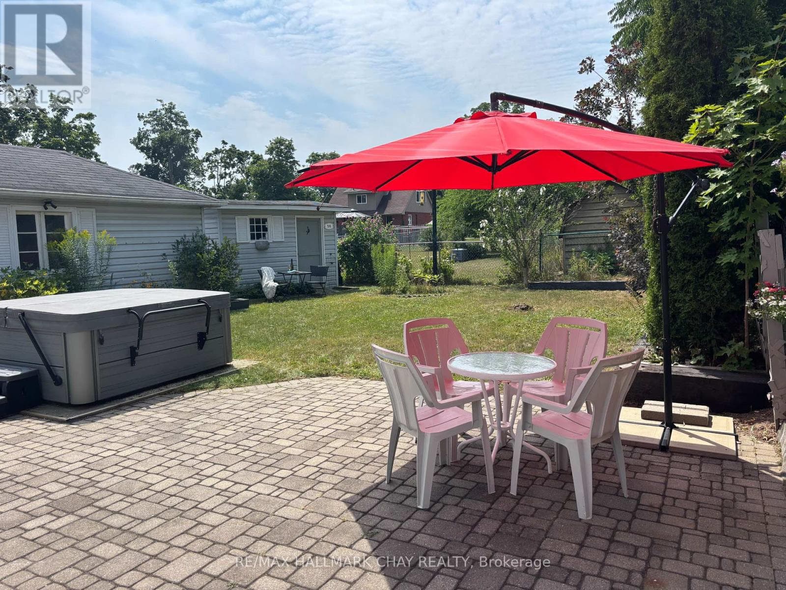 50 NEWTON STREET — Barrie (Wellington) - Main photo