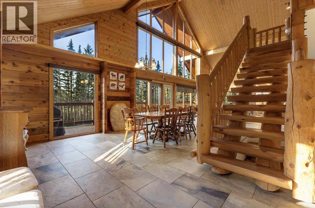 , Rural Foothills County, Alberta — Rural Foothills County, Alberta - Photo 5 of 25