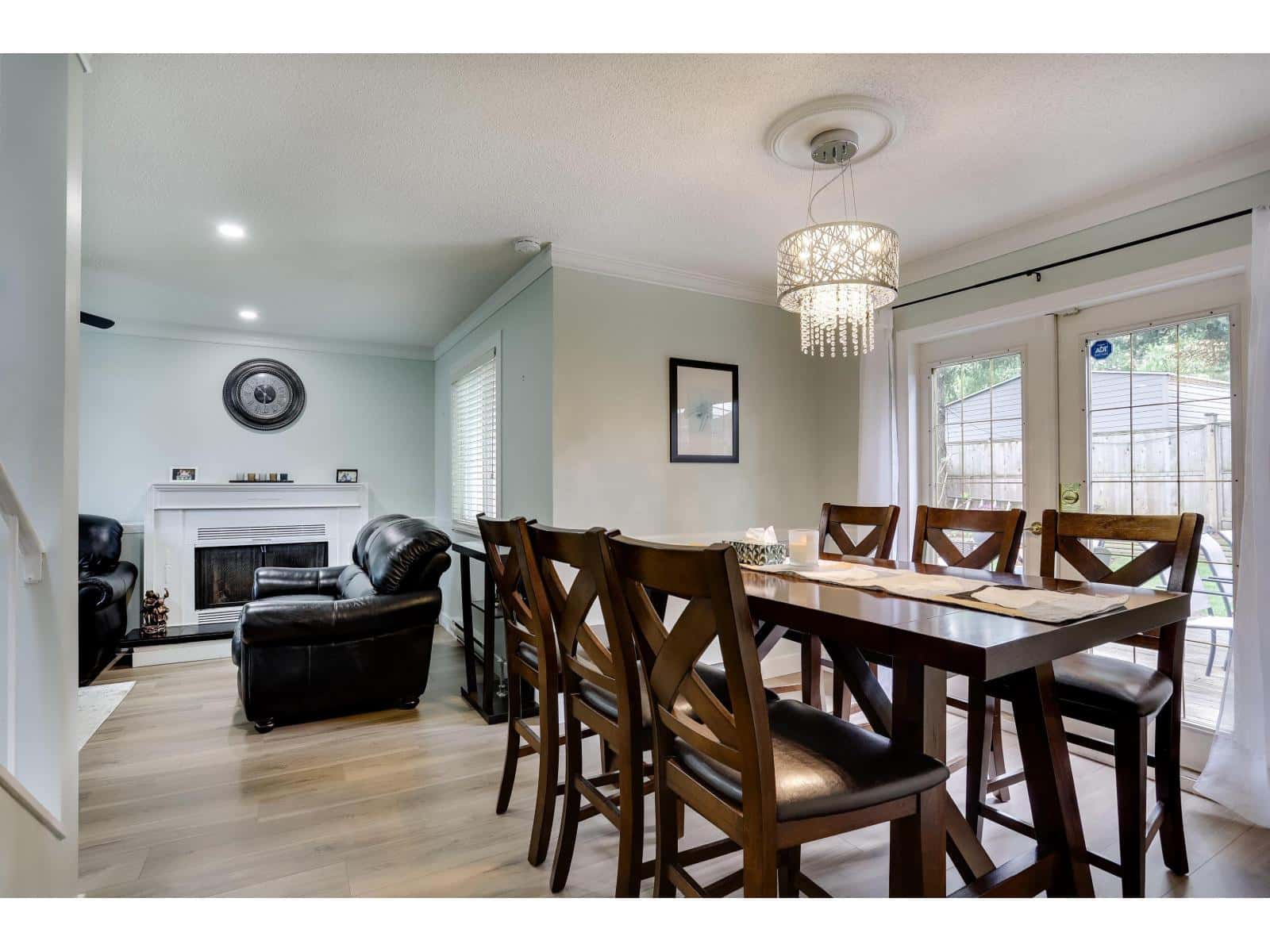 12480 78 AVENUE — Surrey, British Columbia - Photo 2 of 24