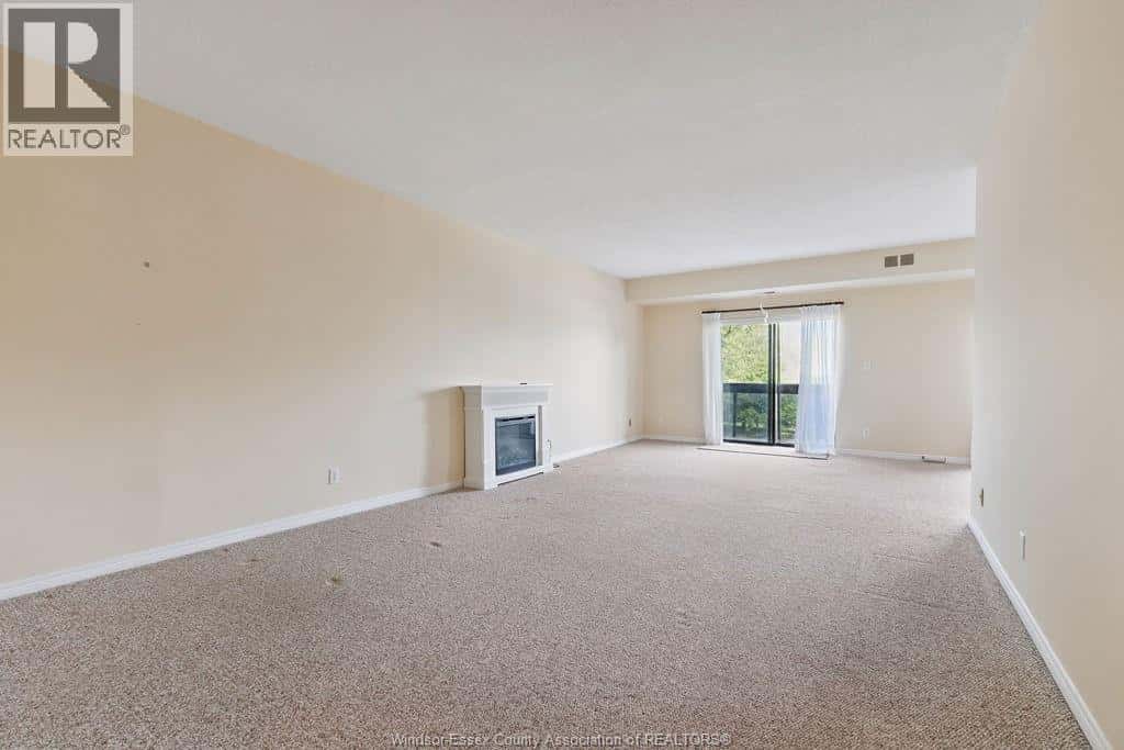 3663 RIVERSIDE DRIVE East Unit# 306 — Windsor, Ontario - Photo 5 of 39