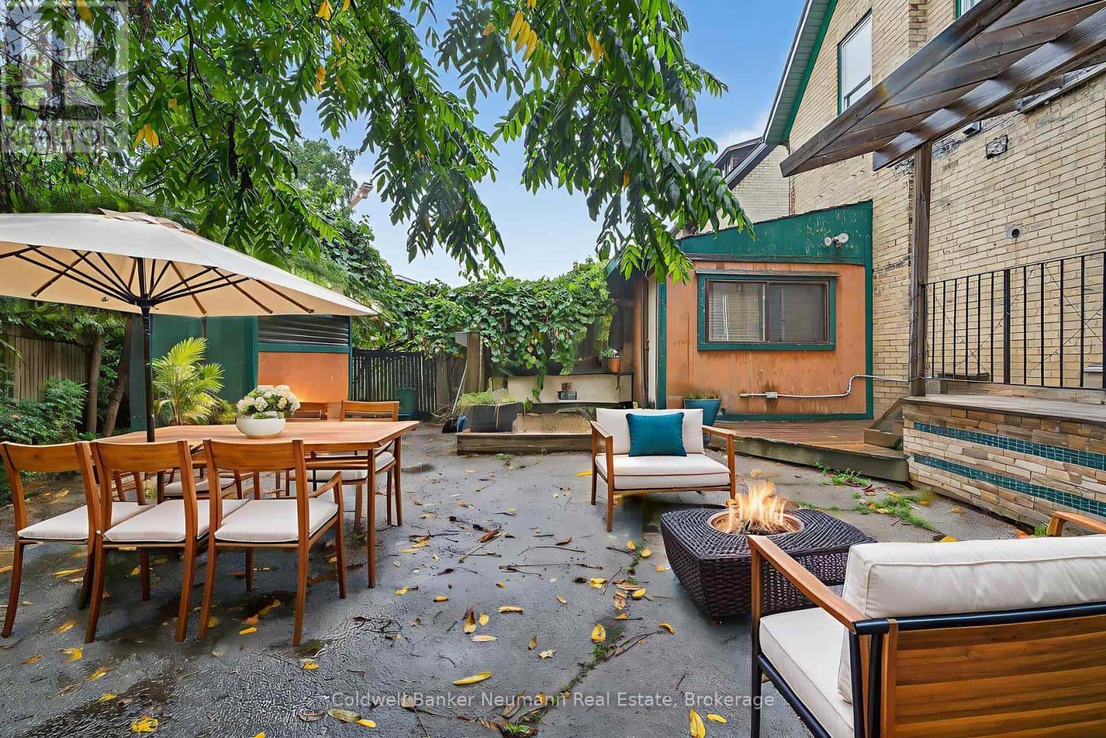 , Kitchener, — Kitchener - Photo 3 of 14