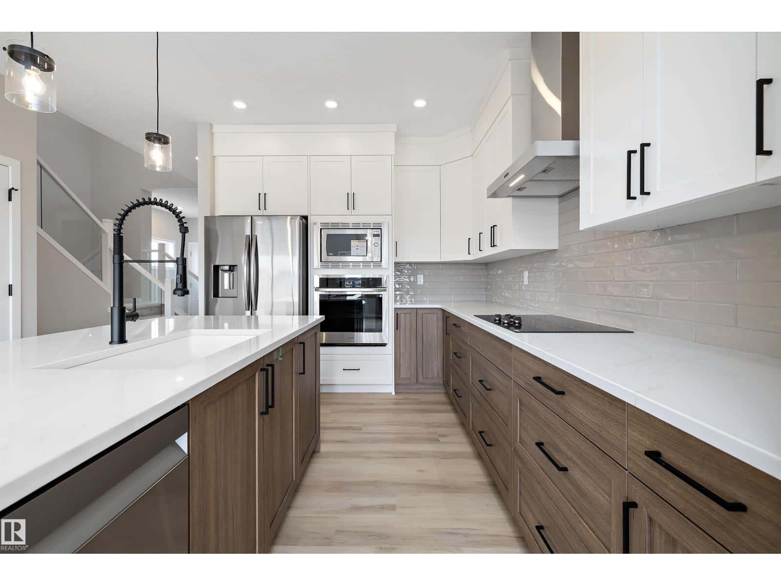 , Edmonton, — Edmonton - Photo 4 of 56