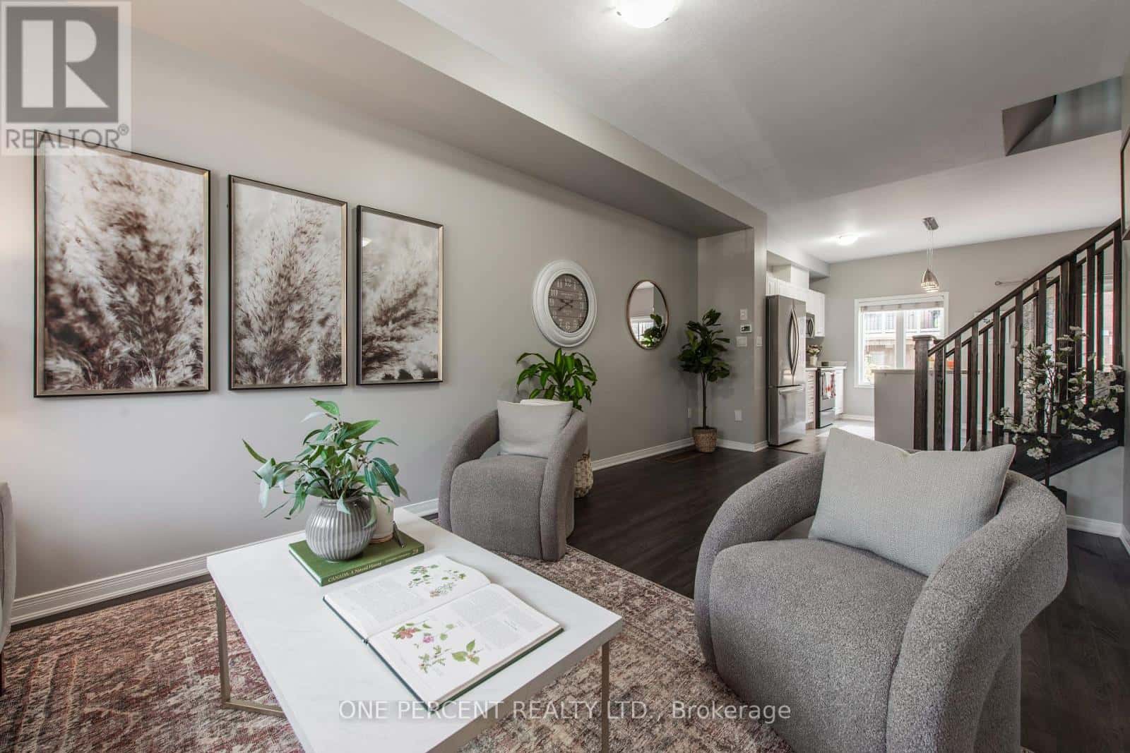 , Orangeville, Ontario — Orangeville, Ontario - Photo 5 of 34