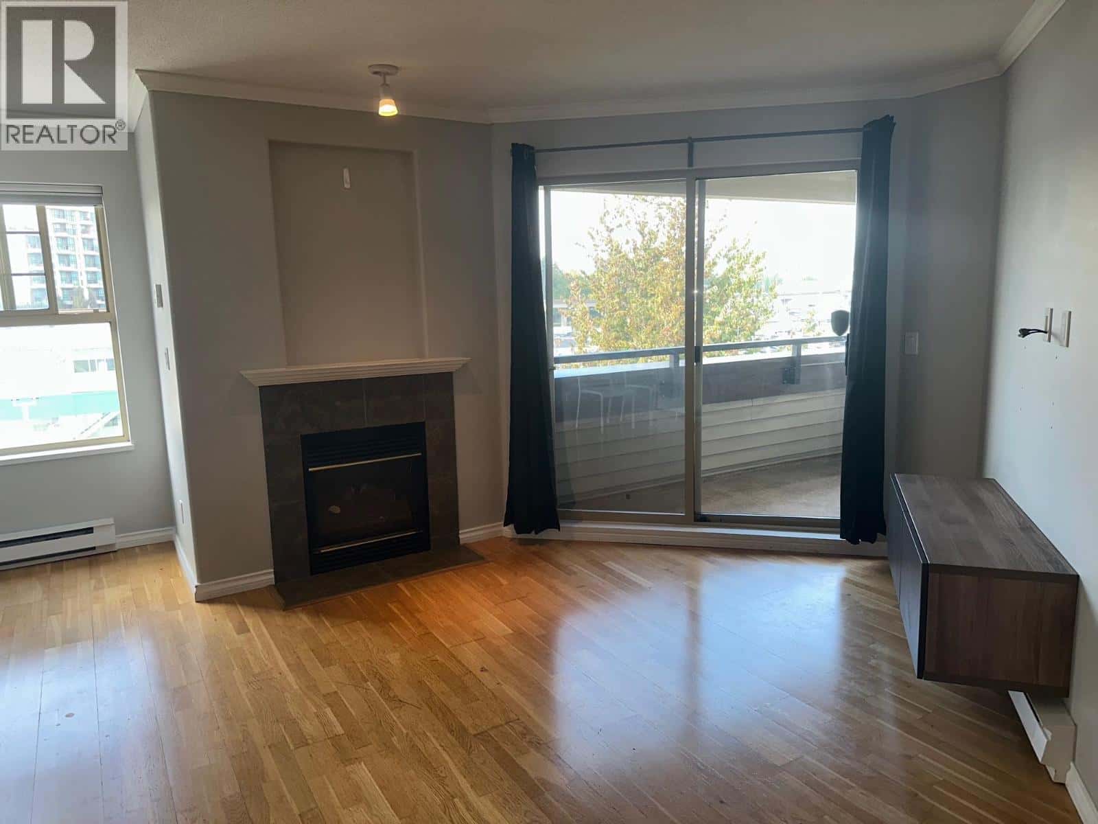 , New Westminster, British Columbia — New Westminster, British Columbia - Photo 4 of 23