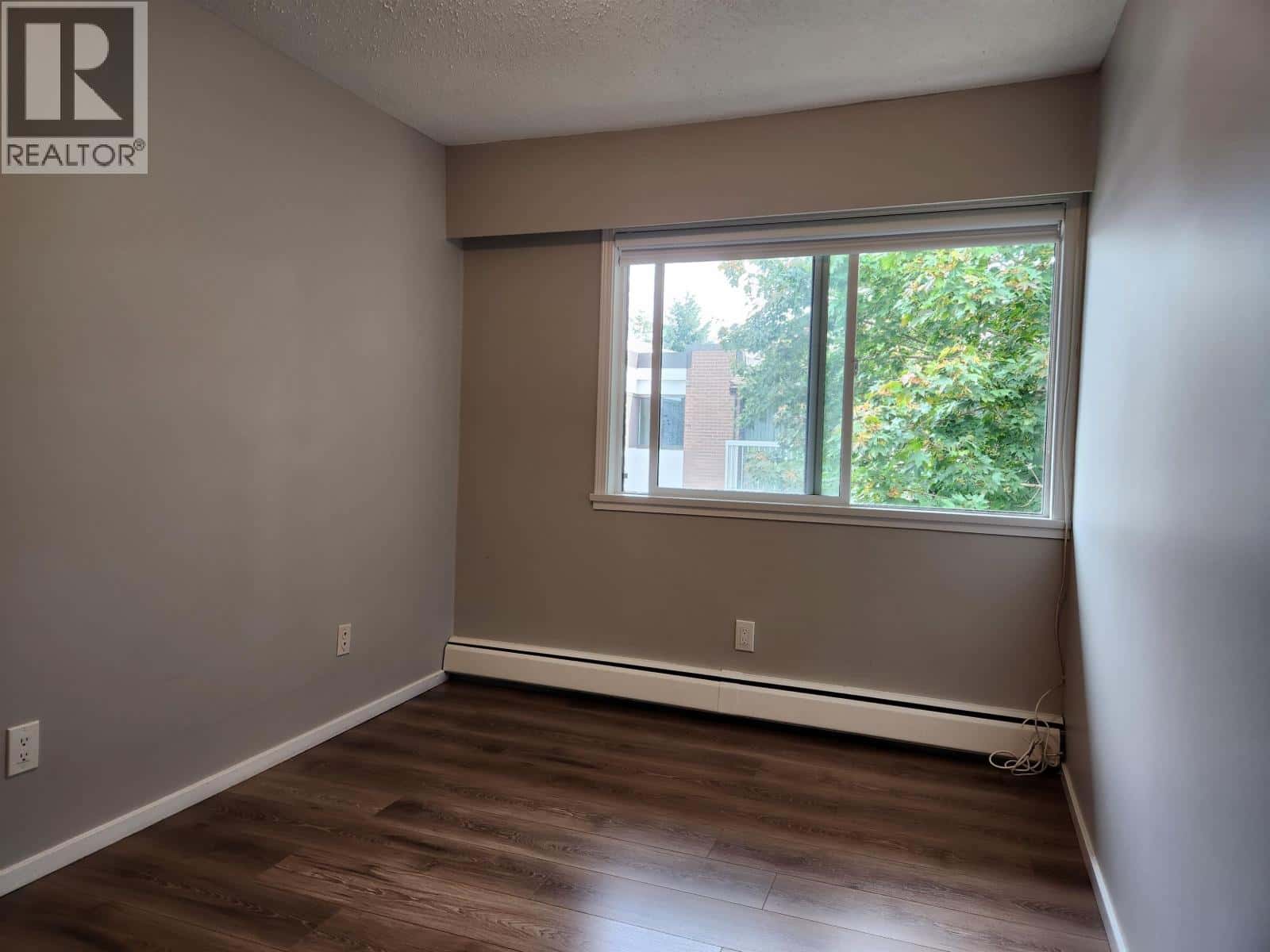 , Richmond, British Columbia — Richmond, British Columbia - Photo 4 of 16